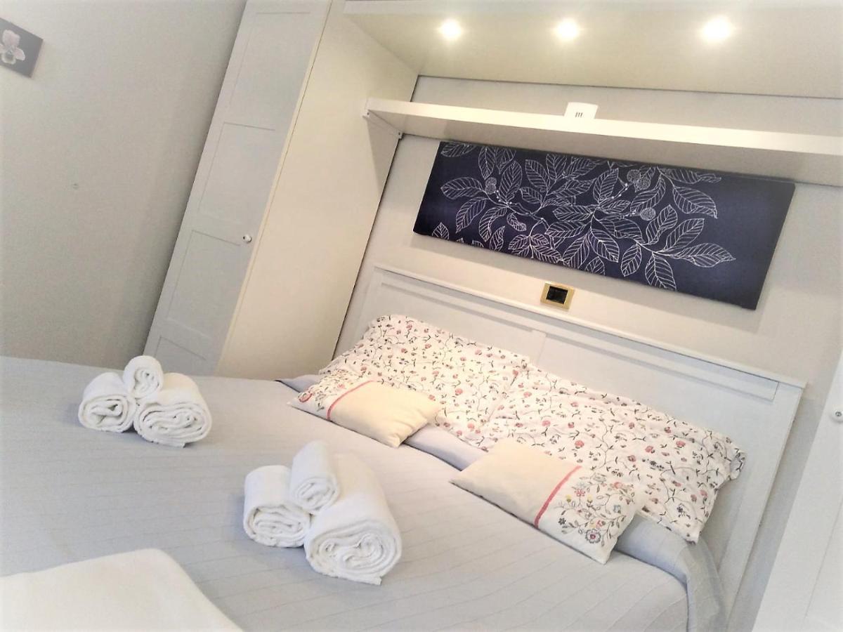 Il Gabbiano Aparthotel Ameglia Exteriör bild